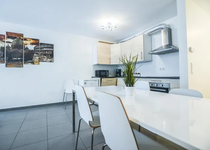 Il Mare 1,2,4 * Luxembourg By